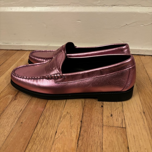 G.H.BASS Whitney Weejuns Penny Loafers in Metallic Pink - Picture 5 of 5